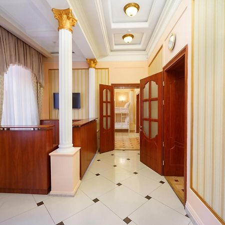 Hostel Suputnyk ลวีฟ ภายนอก รูปภาพ